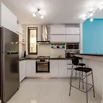 Bliss M&m By Onix Blue Apartment *