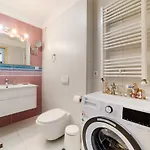 Bliss M&m By Onix Blue Apartment