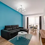 Bliss M&m By Onix Blue Apartment