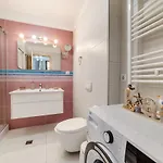 Apartment Bliss M&m By Onix Blue Navodari