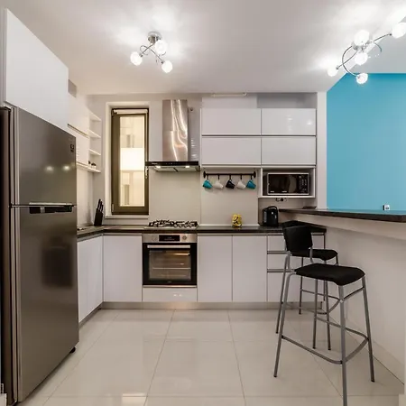 Bliss M&m By Onix Blue Apartment *